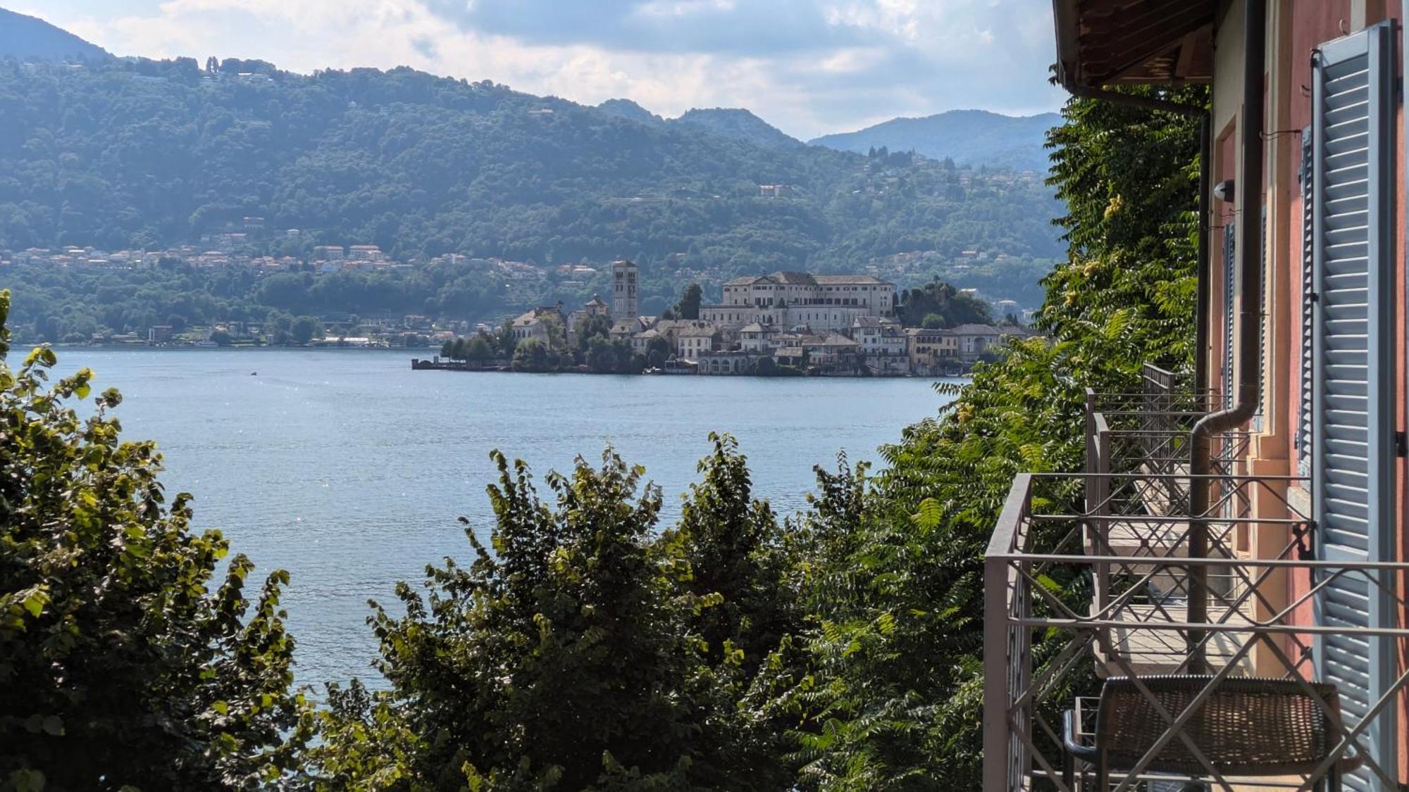 Casa Sul Lago Orta ออร์ตาซันจูลิโอ ภายนอก รูปภาพ